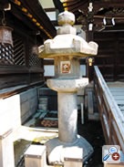 旧川崎東照宮石灯籠